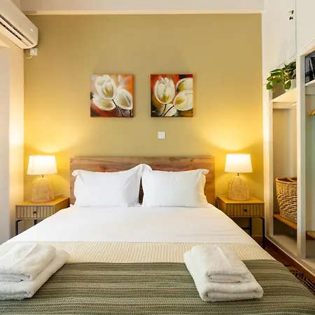 Renovated Apartment Near Acropolis-2