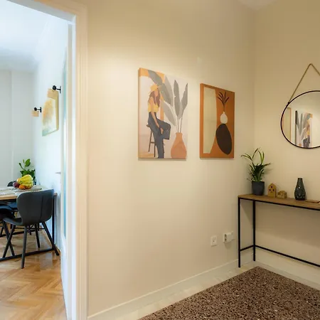 Renovated Apartment Near Acropolis-3